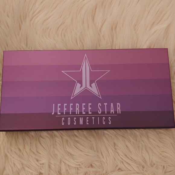 Jeffree Star Other - 💜FIRM! NWT JEFFREE STAR QUEEN BITCH MINI VELOUR LIQUID LIPSTICK